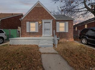 15001 Flanders St, Detroit, MI 48205