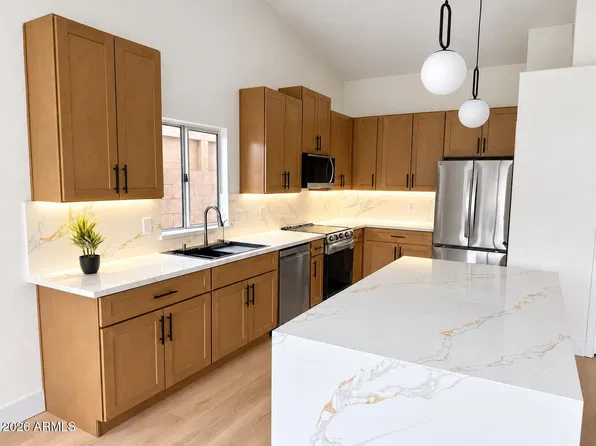 19022 N 24TH Place, Phoenix, AZ 85050