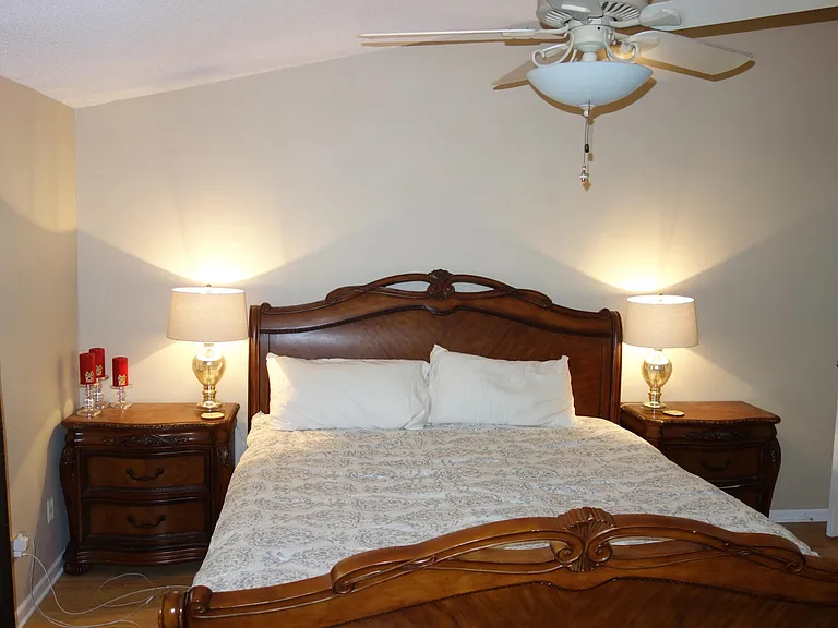 Master Bedroom with King size bed.