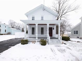 10 E Elizabeth St, Skaneateles, NY 13152