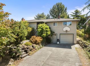 8438 7th Ave SW, Seattle, WA 98106