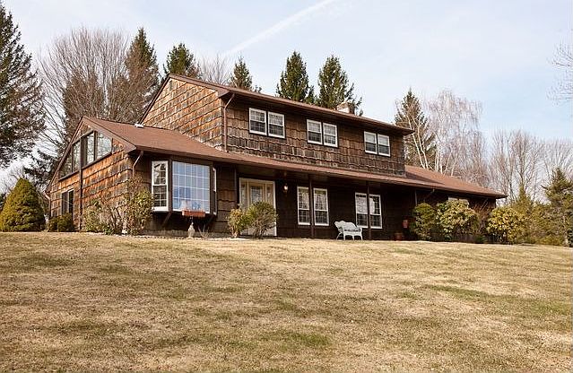 1st image of 159 Overlook Dr
