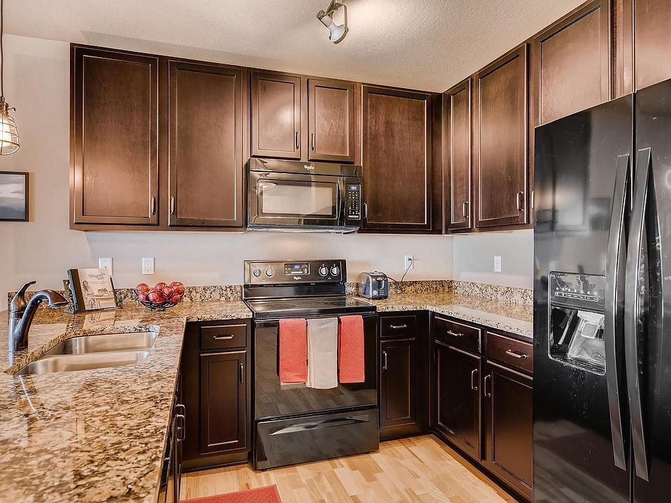1st image of 725 Elmhurst Dr #409