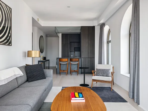 130 William Street 38A image 2 of 12
