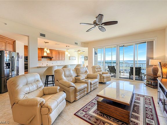 3rd image of 6021 Silver King Blvd Unit 604