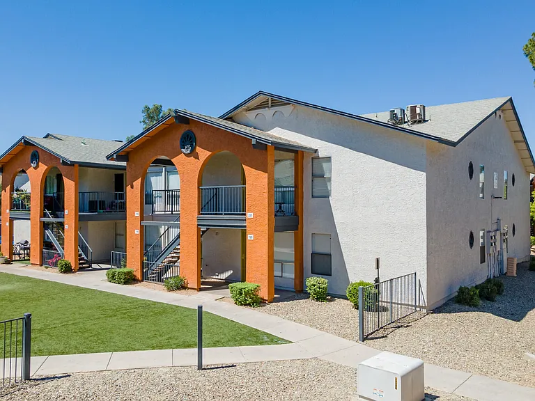 Arches Apartment Homes — Photo 12