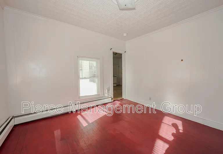 120 Elm St #3 — Photo 7