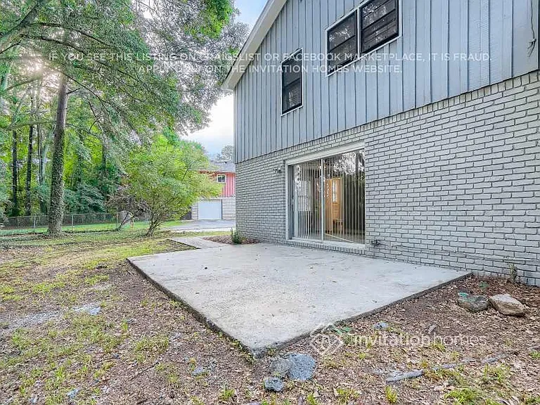 2360 Sandgate Rd — Photo 16
