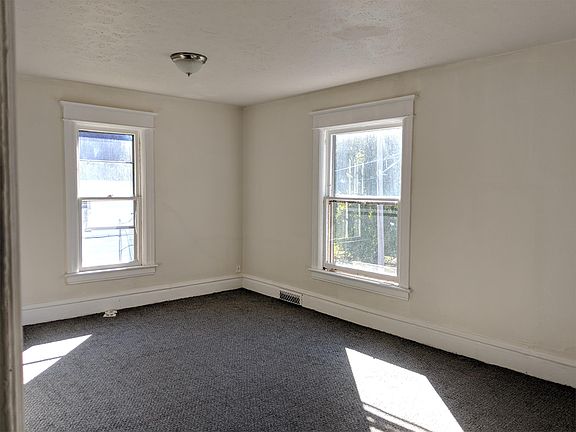 4th image of 429 Jilson Ave