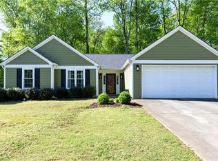 4222 Harris Ridge Ct, Roswell, GA 30076