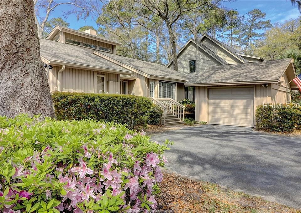1st image of 60 Oak Ct