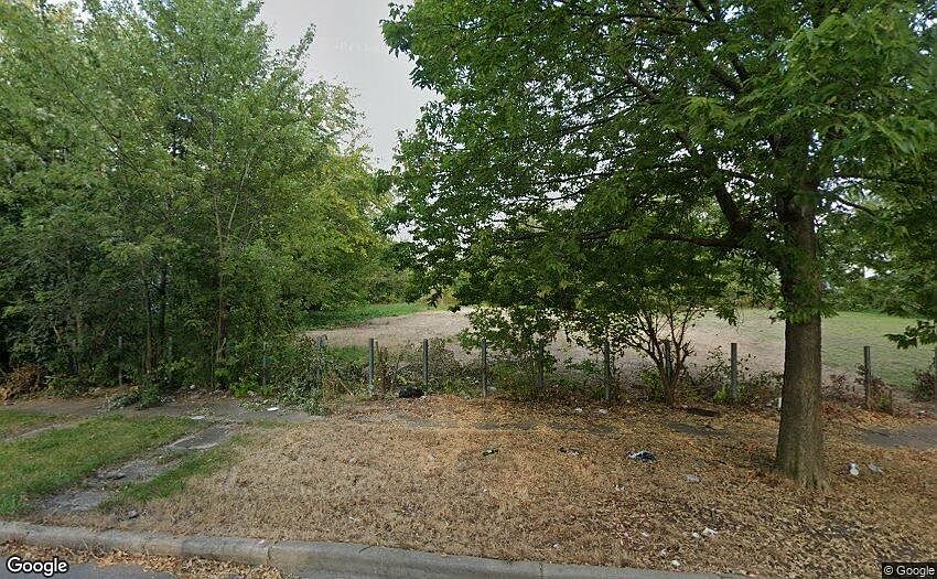1st image of 10543 S Perry Ave