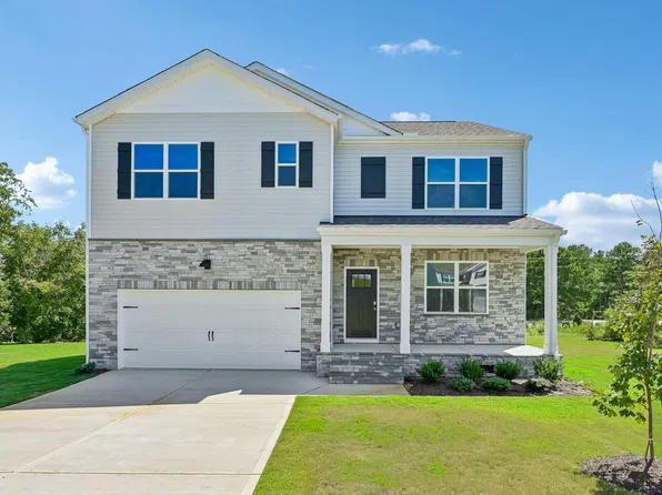 67 Calebs Corner Place, Spring Lake, NC 28390