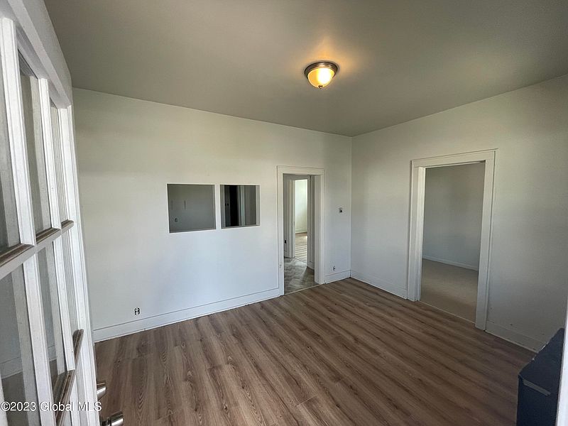 3rd image of 1314 5th Avenue