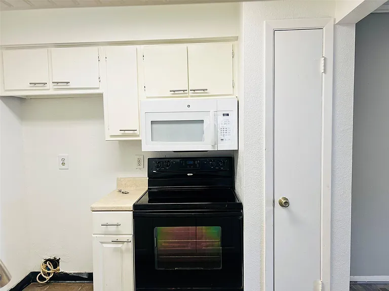 2800 Jeanetta St #1702 — Photo 8