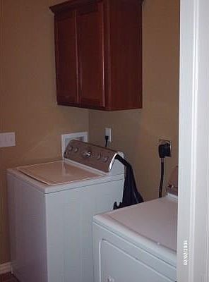 5th image of 649 N Longfellow Ln