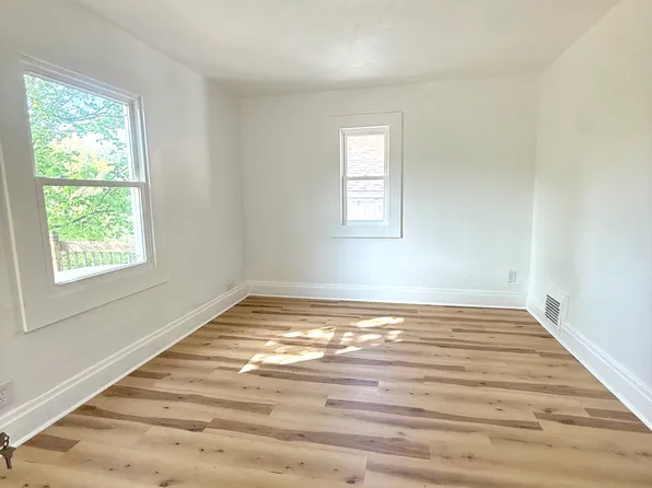 2859 Marshall Ave, Cincinnati, OH 45225