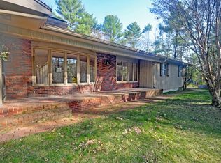 101 Walnut St, Middleboro, MA 02346