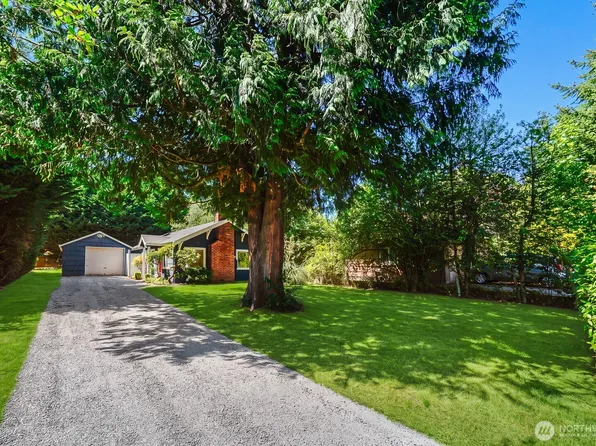 12721 27th Avenue NE, Seattle, WA 98125