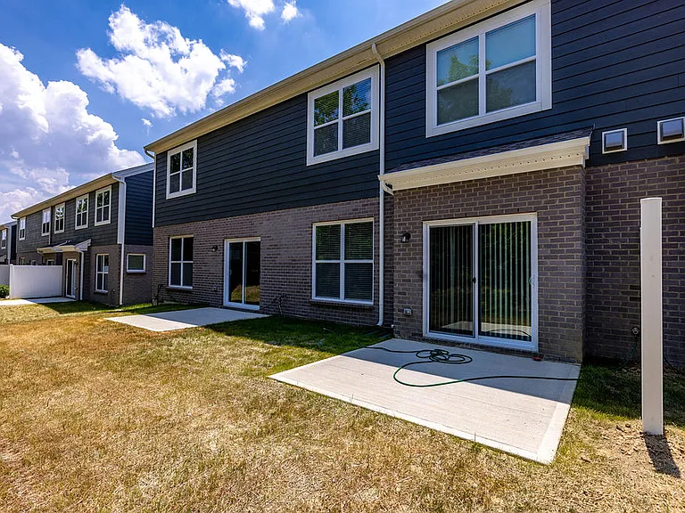 4868 Osprey Pointe Dr — Photo 4
