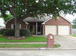 4631 Ireland Ln, Pasadena, TX 77505