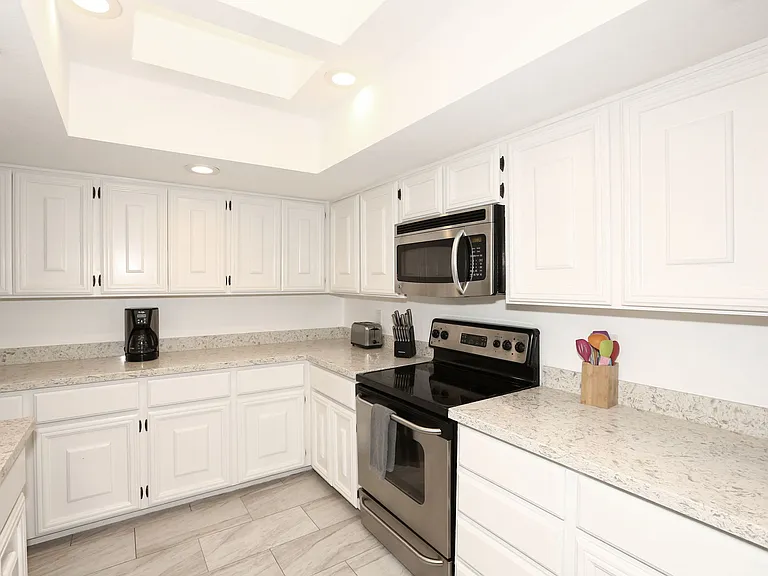 8095 E Via Del Desierto — Photo 19
