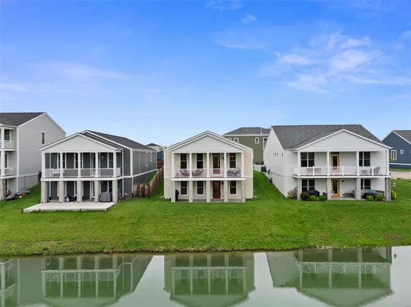 106 Kilderkin Pl, Saint Charles, MO 63301