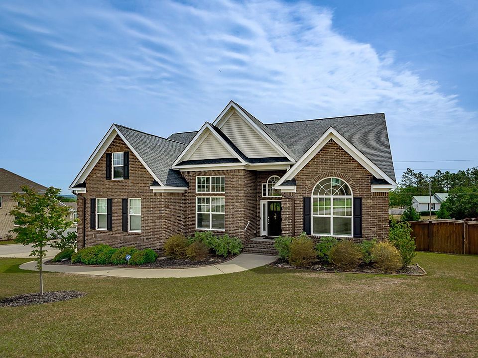 2nd image of 305 Congaree Ridge Ct