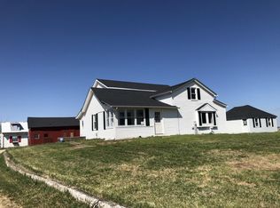 14949 Bastian Rd, Hinckley, IL 60520