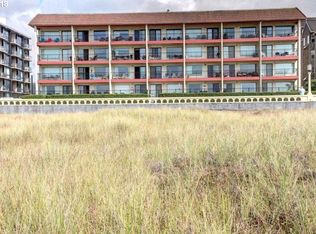 561 S Prombeach Club Condo #306, Seaside, OR 97138