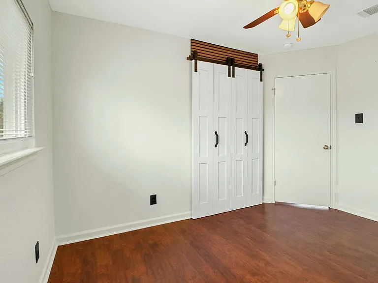 5923 Walnut Mill Dr — Photo 28