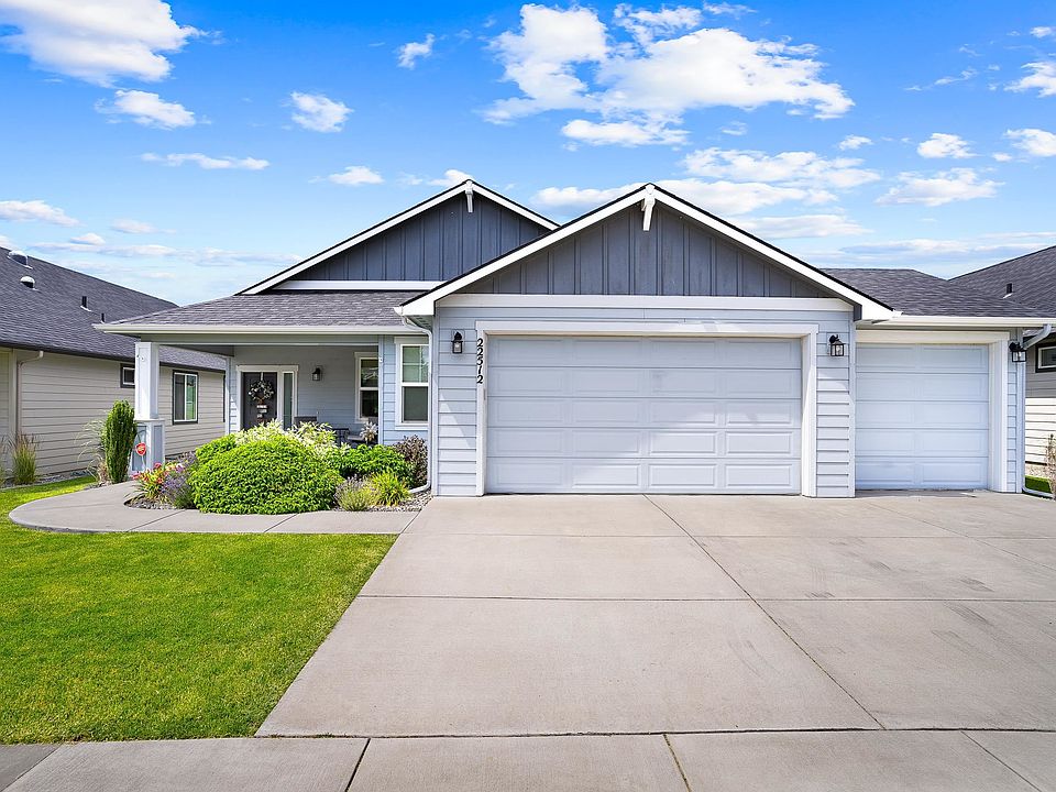 1st image of 22512 E Penrose Ln