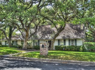 11403 Raindrop Dr, San Antonio, TX 78216