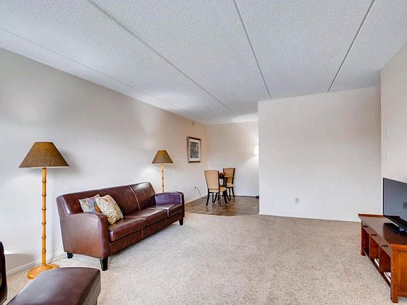 3rd image of 334 Cherokee Ave APT 205