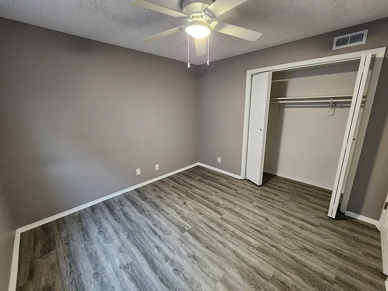Bedroom #1