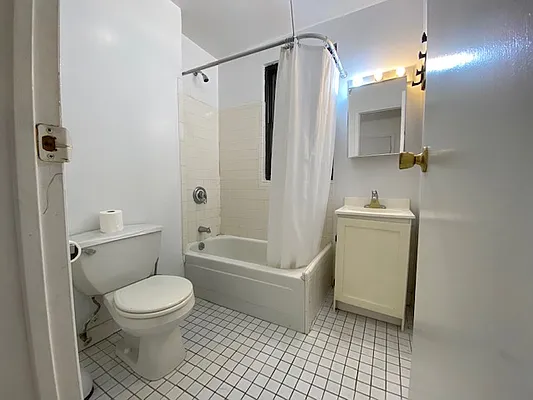 Rented by Village Living Realty | media 7