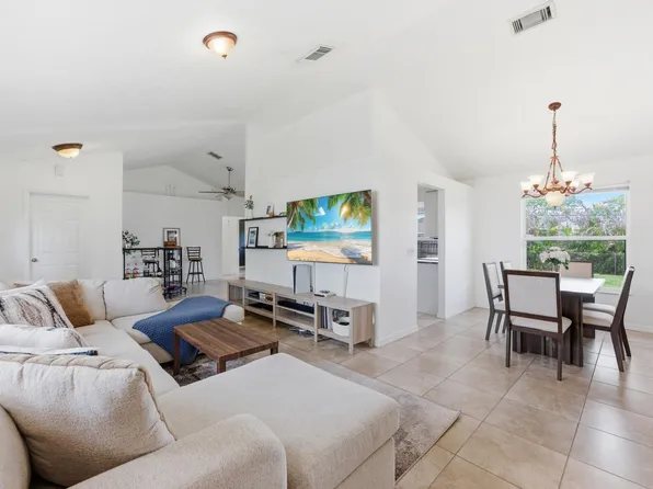 390 SE Cork Road, Port St Lucie, FL 34984