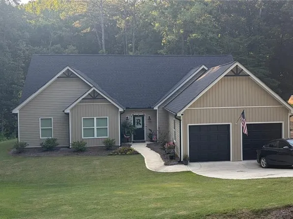 112 Bunting Ct, Monticello, GA 31064