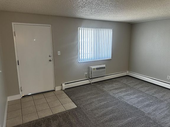 2nd image of 3048 W Amherst Ave #11006091