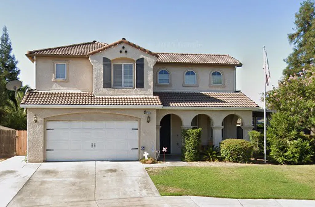 Property main image