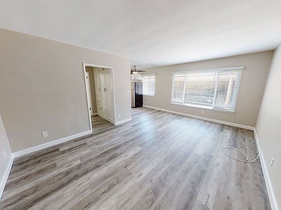 2nd image of 1837 N Gramercy Pl APT 25