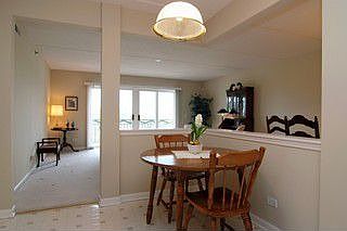 4th image of 720 Creekside Dr Unit 402