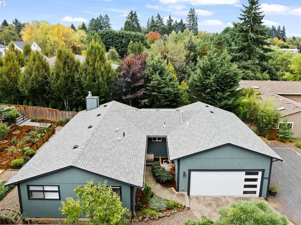 4932 SW Fairvale Ct, Portland, OR 97221