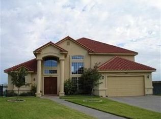 306 Lake Powell Dr, Laredo, TX 78041
