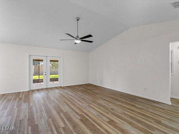 4th image of 366 Bent Oak Dr