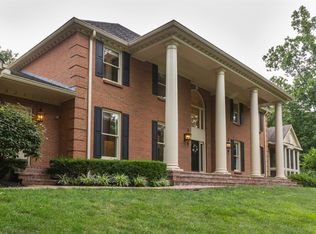 300 Bishopsbridge Dr, Cincinnati, OH 45255