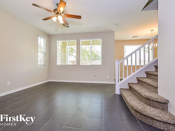 3rd image of 10651 Bandera Mountain Ln