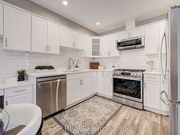 3rd image of 71 Juniper St