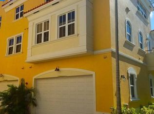 827 NE 16th Ter, Fort Lauderdale, FL 33304