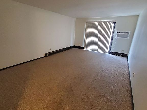 2nd image of 10500 W Fond Du Lac Ave #11